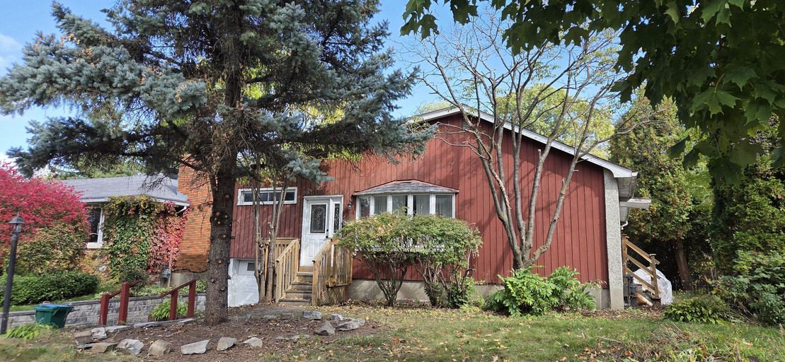 869 Rex Avenue - Move-In Ready! Featured Properties