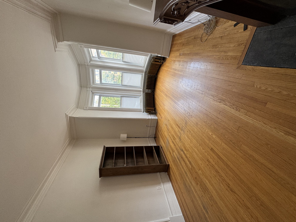 Gallery images