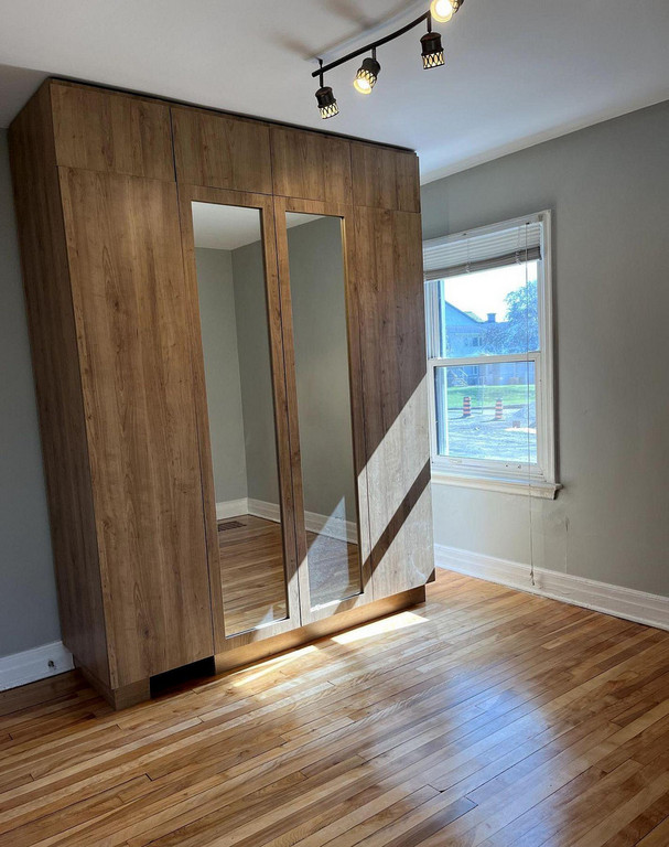 Gallery images