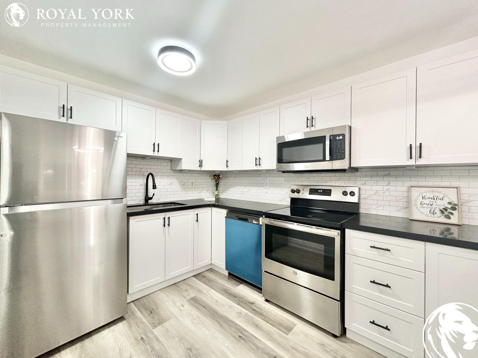 Rentals.ca ) 1030 Falgarwood Drive, Oakville ON à louer