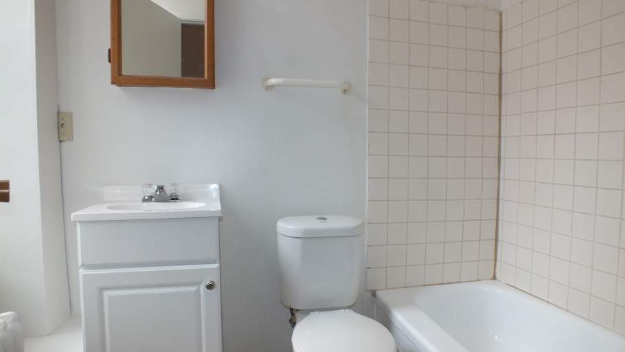 Holbrook Apartments Saickley