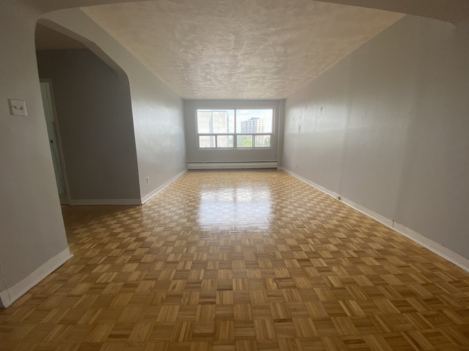 Sadler's Court Apartments Saickley