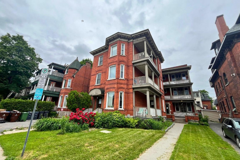 The Franklin Apartments