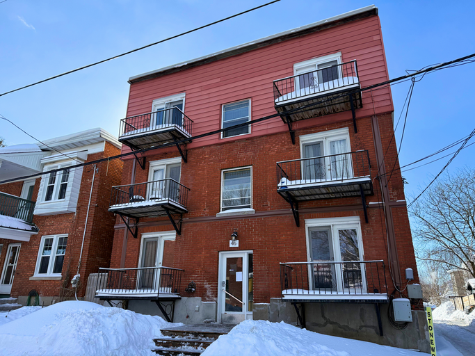 Carlyle Apartments
