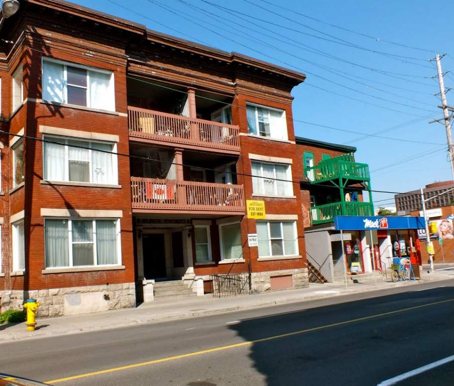 Holbrook Apartments Saickley