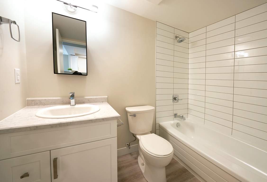 Rivergate Estates Shelter Canadian