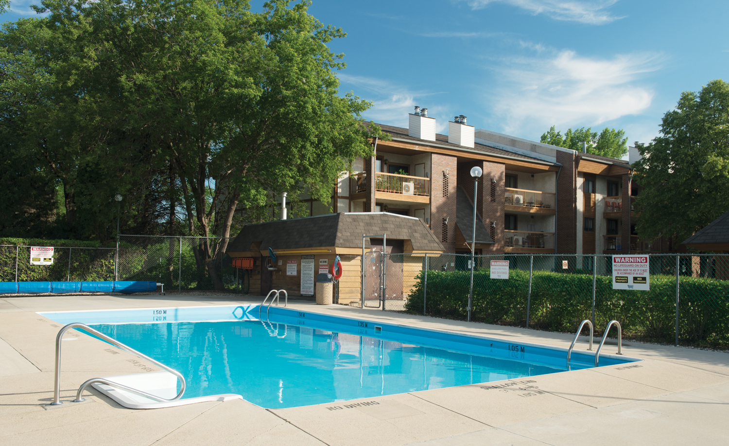 Rivergate Estates Shelter Canadian