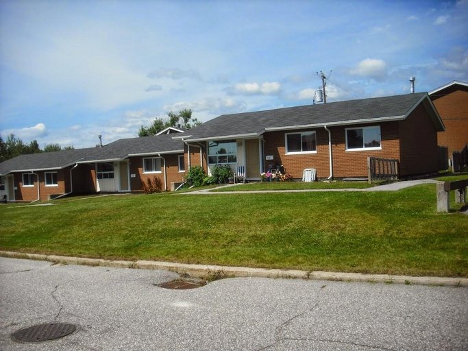 Birchwood Village Townhomes SIREG Management Inc.