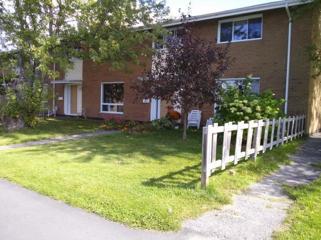 Birchwood Village - 106-296 Sylvan Crescent