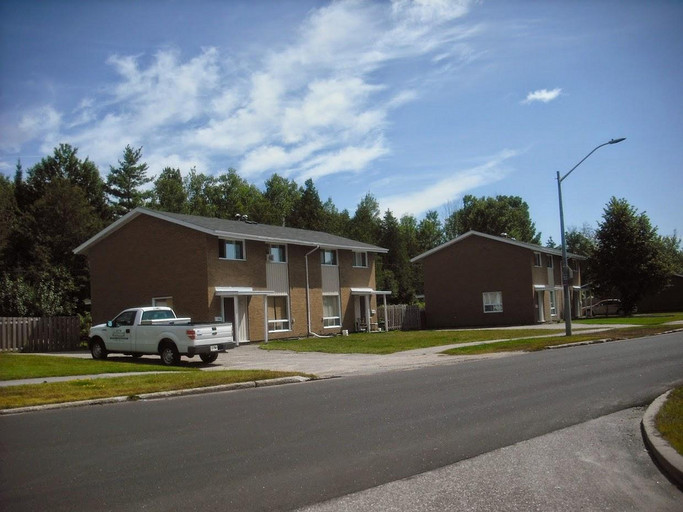 Birchwood Village - 301-704 Lake Heights Road