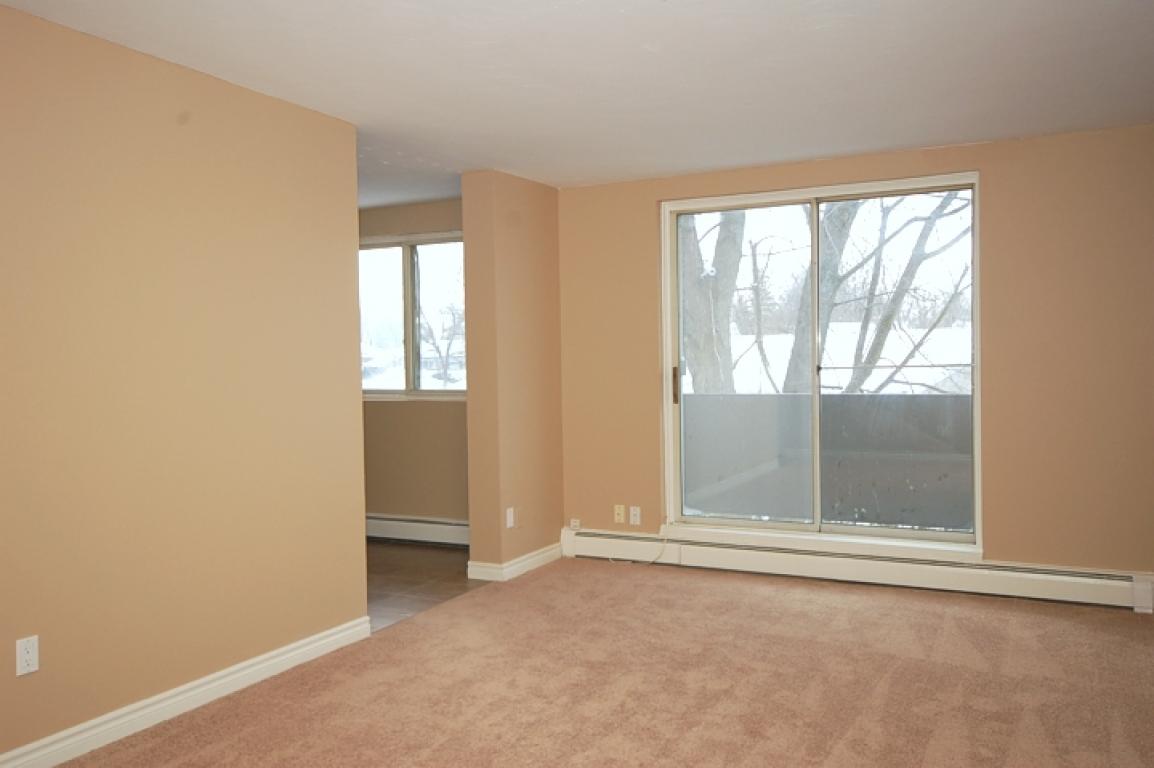 583 Barber Avenue North Sireg Management Inc