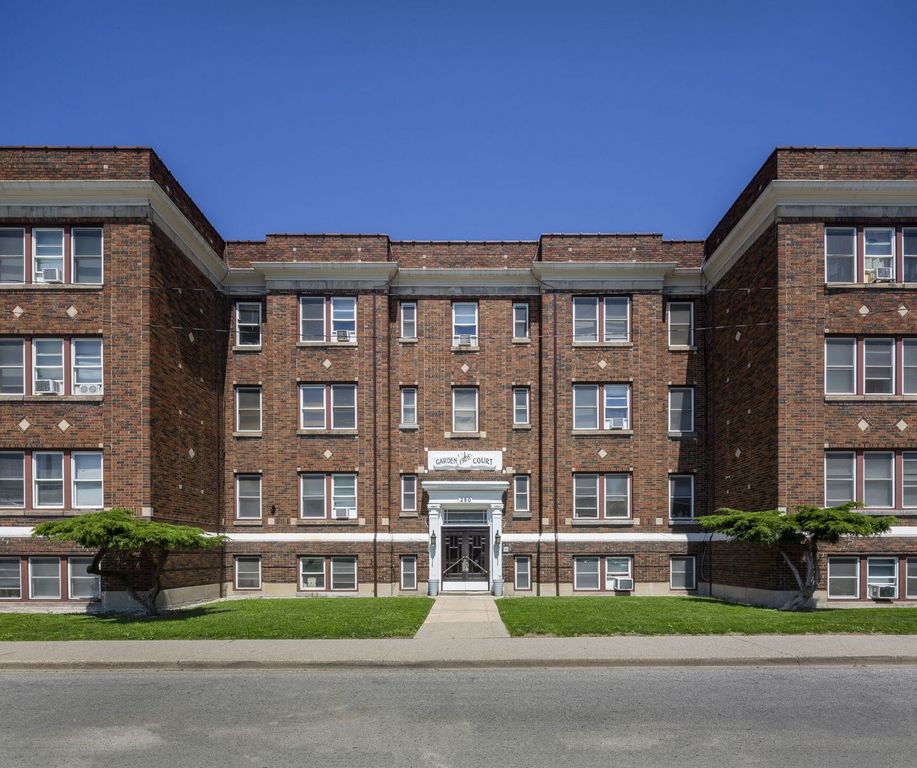 280 Erie Street West -Garden Court Apartments | SIREG Management Inc.