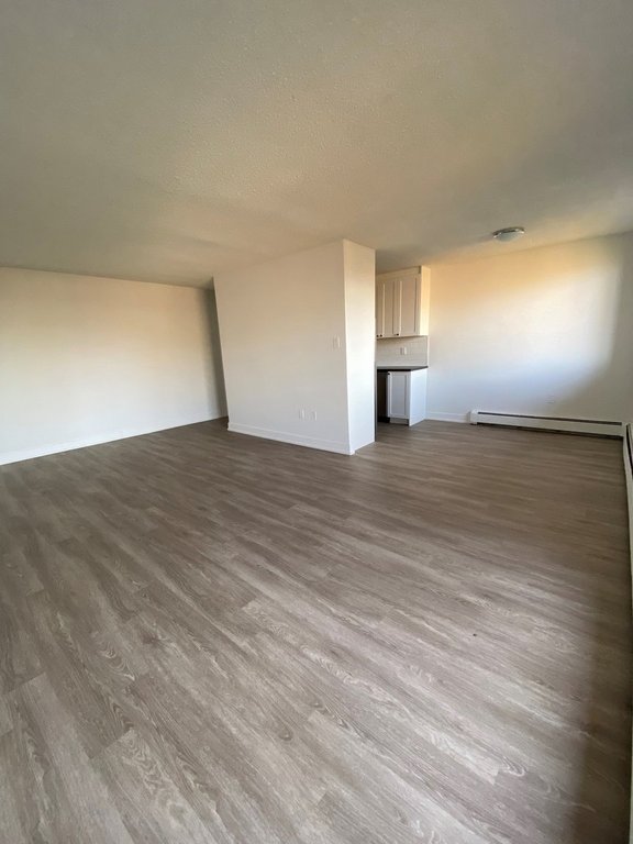 756 Kipps Lane SIREG Management Inc.