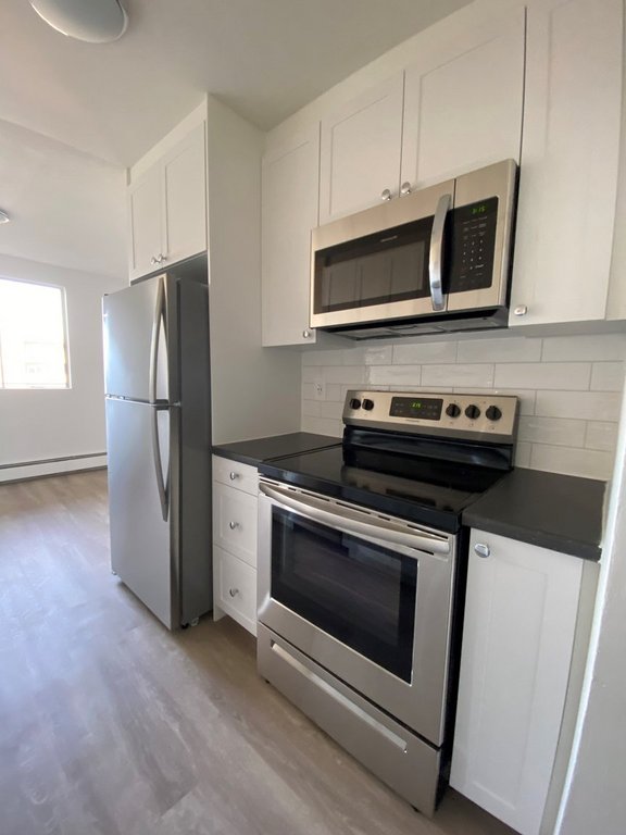 758 Kipps Lane SIREG Management Inc.