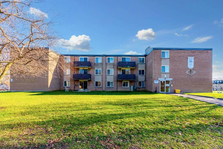Thompson Manor Apartments