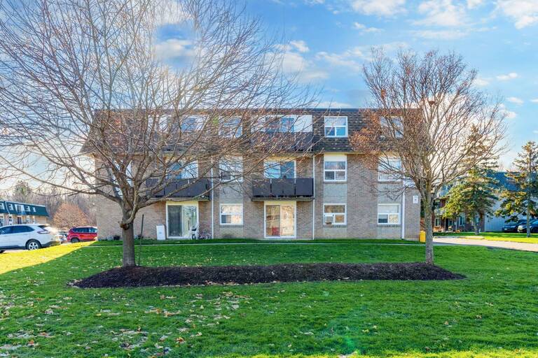 Huron Manor Apartments