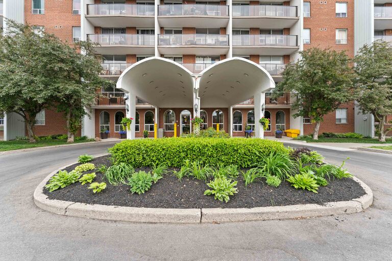 Southwick Apartments
