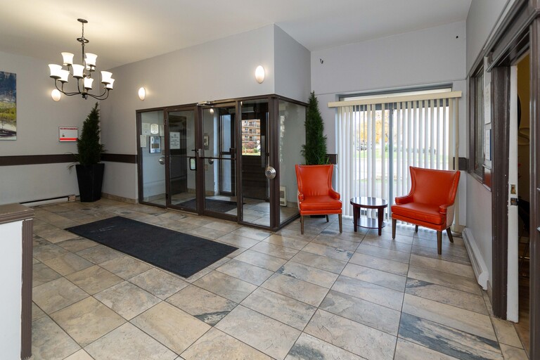 Regal Tower Apartments - Sarnia