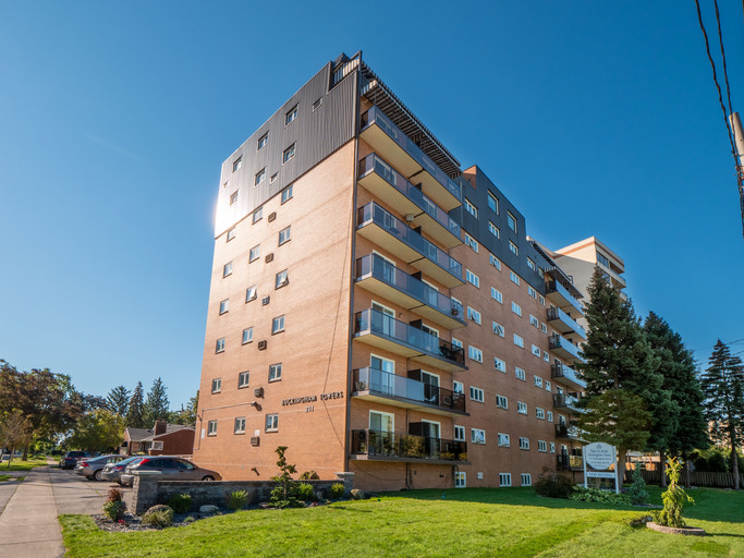 Buckingham Tower Apartments