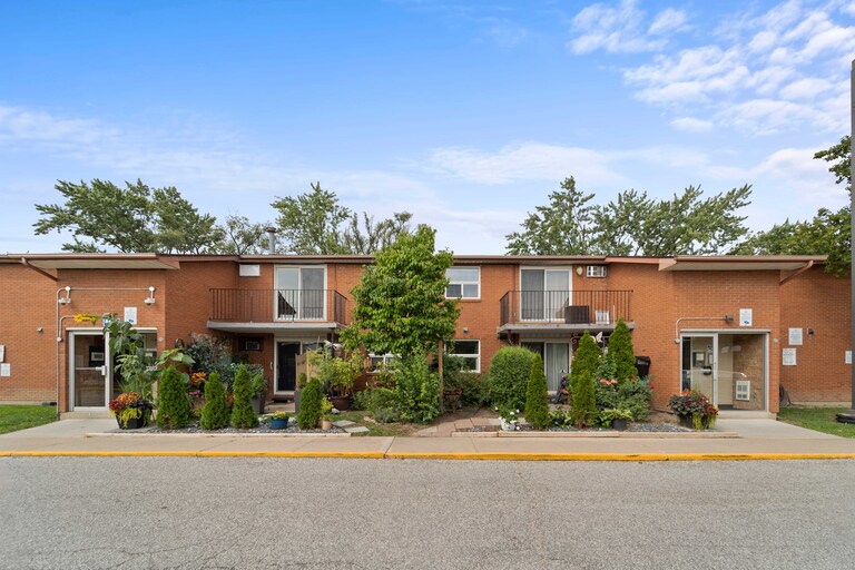 Empress Court Apartments