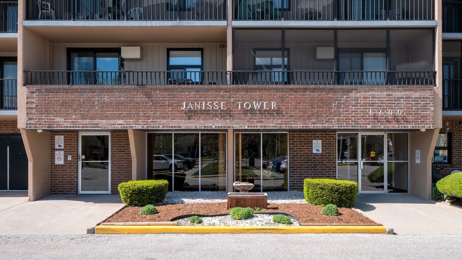 Janisse Tower Apartments