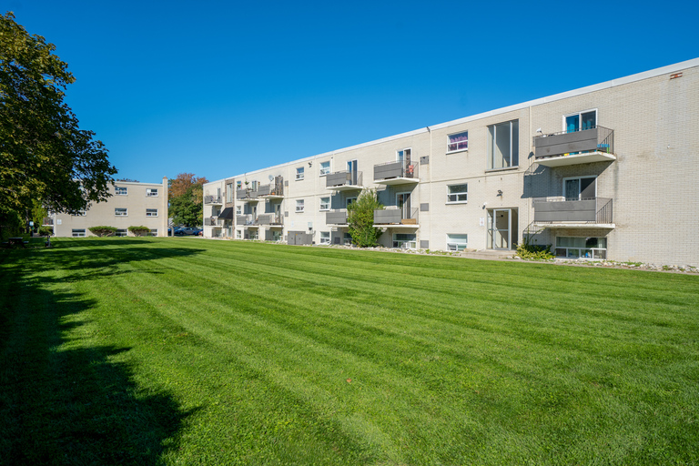 Devine Street Apartments