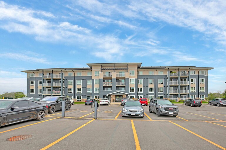 Ridgeway Suites Apartments