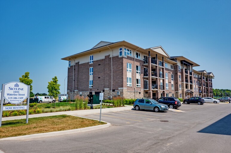 The Suites at Summerside Apartments