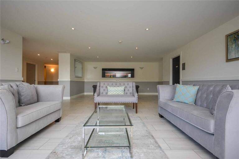 Symphony Suites Apartments