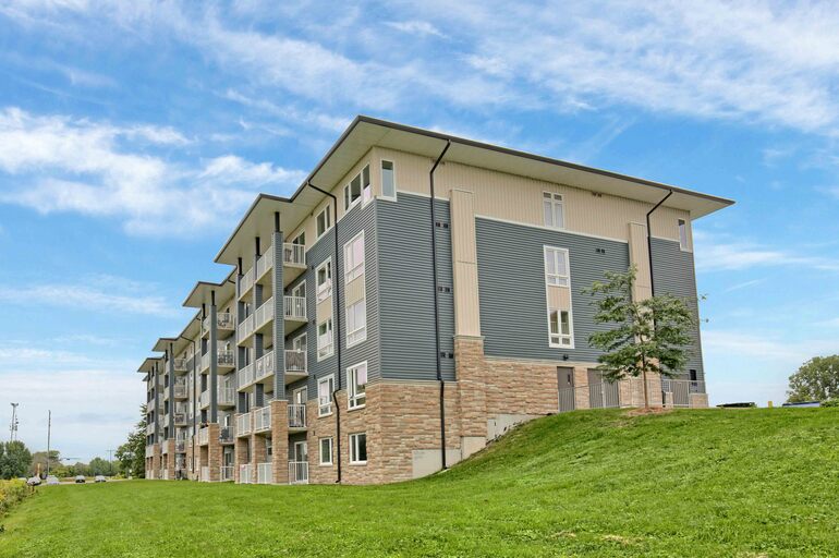 Ridgeway Suites Apartments