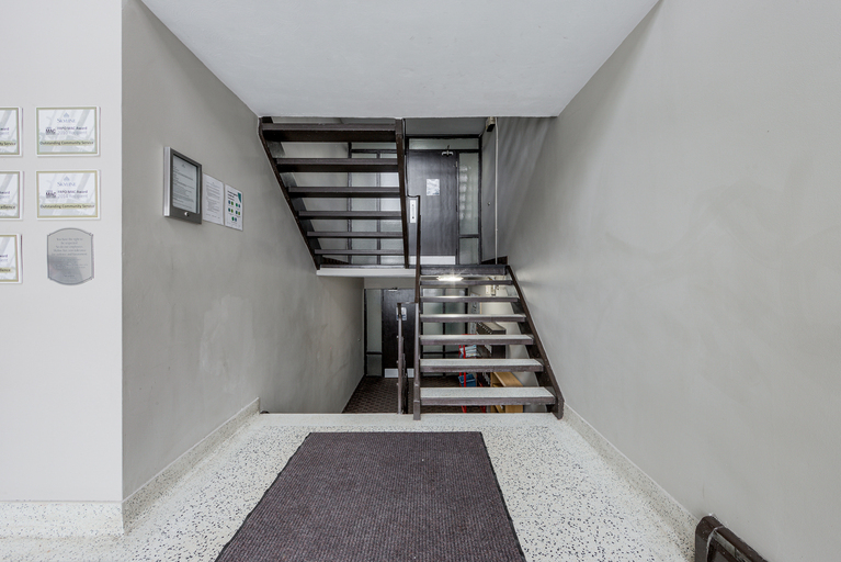 Queenston Apartments