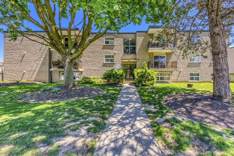 Henley and Cypress Gardens Apartments