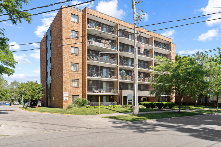 Glenwood Apartments