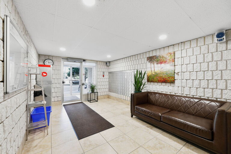 Confederation Place Apartments