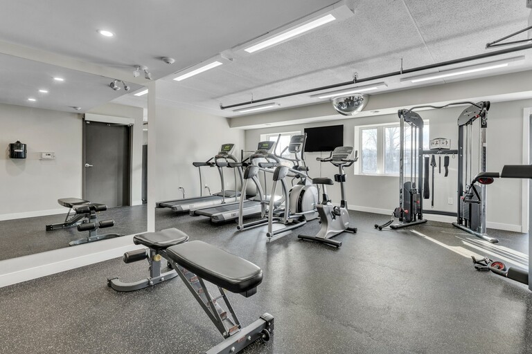 Ridgeway Suites Apartments