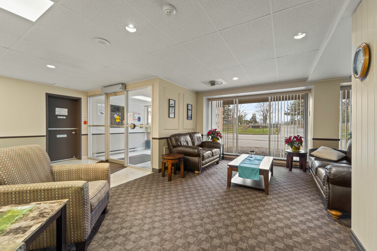 Leamington Towers Apartments