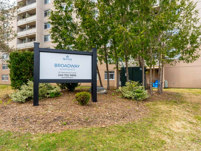 Broadway Apartments
