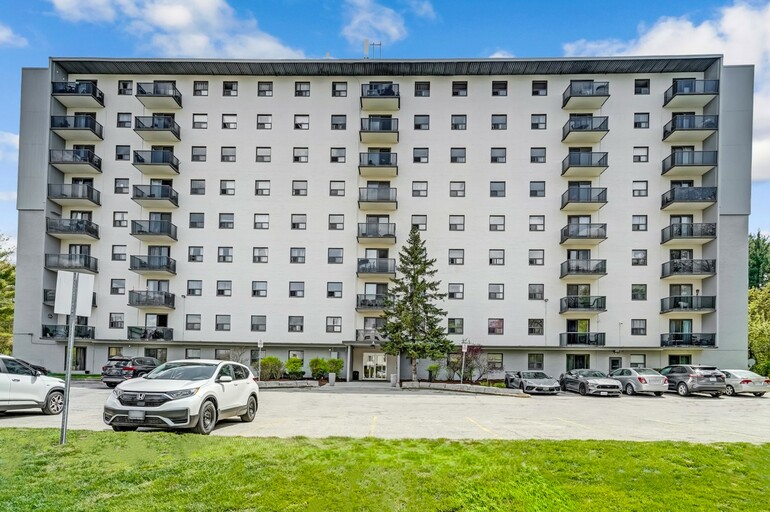 Park Lane Towers Apartments