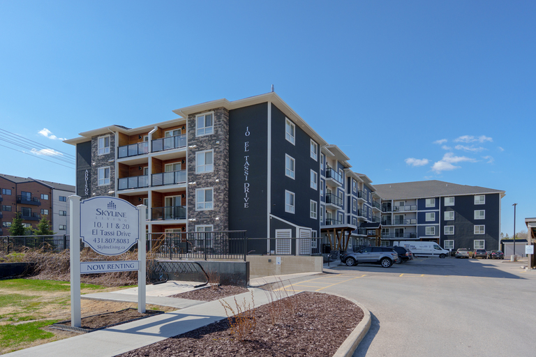 Addison Square Apartments