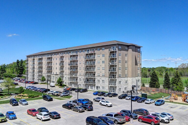 Harris Place Apartments
