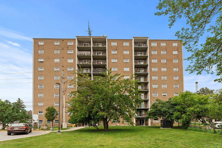 Rivershore Tower Apartments