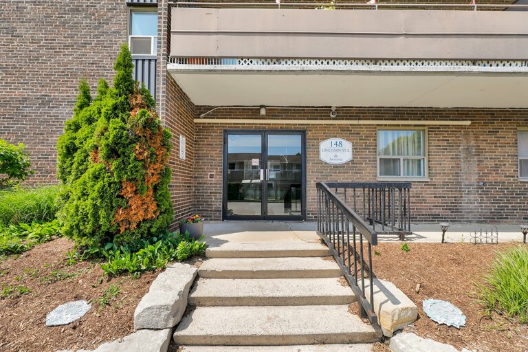 Park Tower Apartments