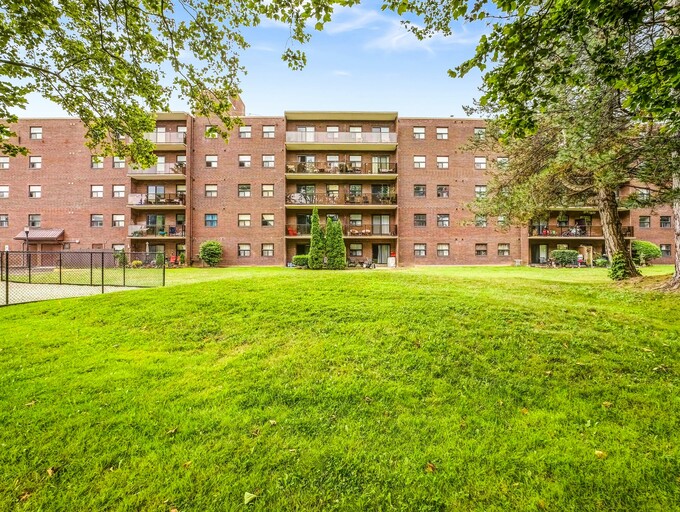 Heritage Place Apartments