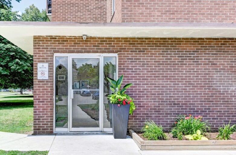 26 Willow Road Apartments