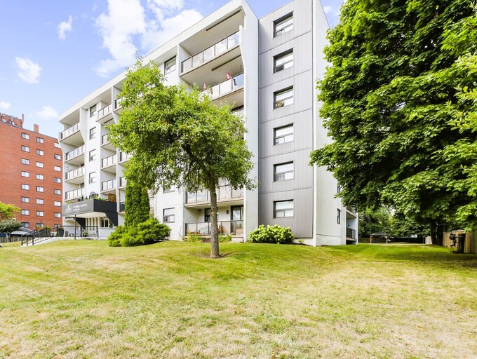 The Brighton Apartments
