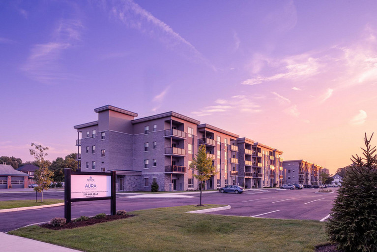 Aura Apartments