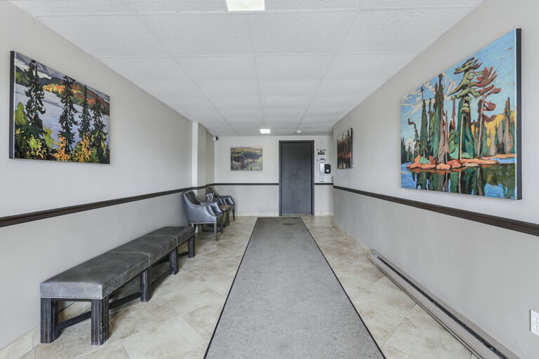 Bella Vista Apartments