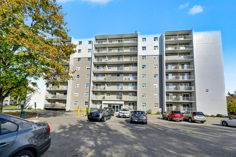 River Ridge Tower Apartments