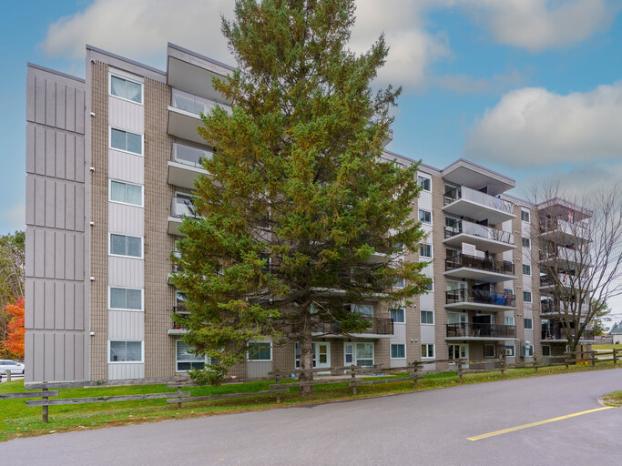 Gloria Gardens Apartments