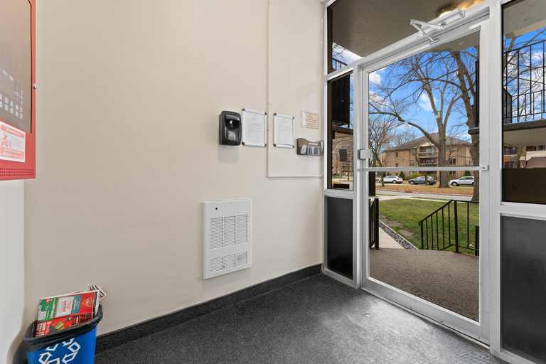 Randal Court Apartments